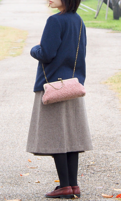 poussette Gamaguchi bag 8.0 inch with gusset “Wool loop” Misty Rose [g80150004] 