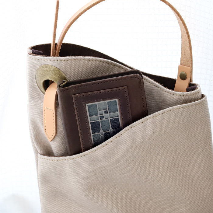 glart Multi-Facelift Smartphone Case, Large, Stained Glass, Antique Door, Monochrome, Women's [H0209-MO]