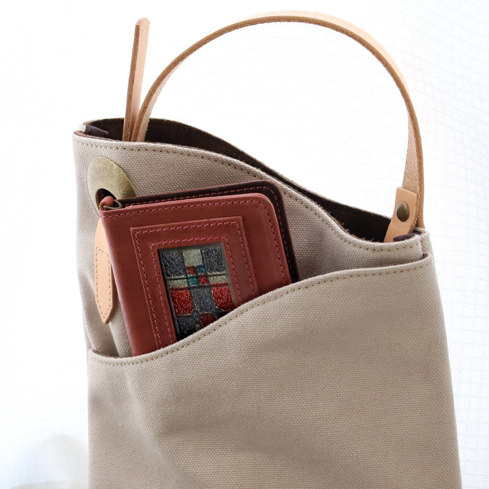 glart Multi-Facelift Smartphone Case, Large, Stained Glass, Antique Door Design, Red, Women's [H0209-RED]