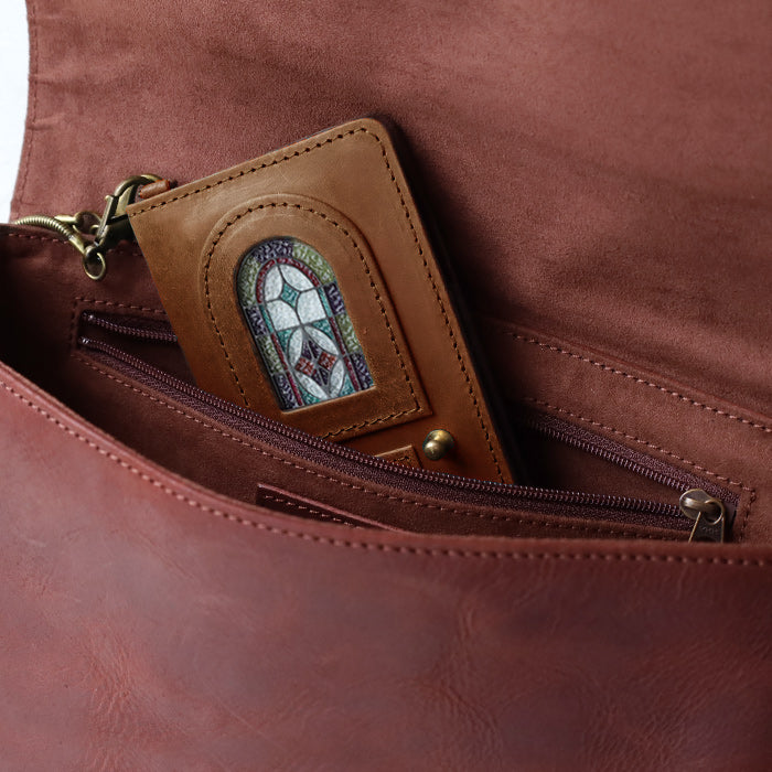 glart (グラート) パスケース ステンドグラス アンティークドア アンバー レディース [H0213-AMB]