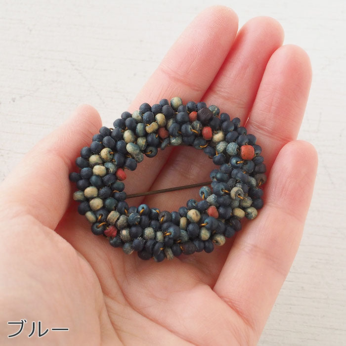 [2 colors] haru nomura Vegetable dye artist Haruka Nomura “Tree brooch” Naturally dyed wood beads hand-knitted [HN-008]