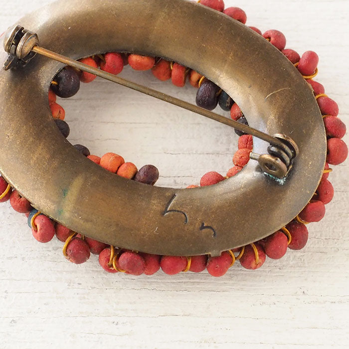 [2 colors] haru nomura Vegetable dye artist Haruka Nomura “Tree brooch” Naturally dyed wood beads hand-knitted [HN-008]