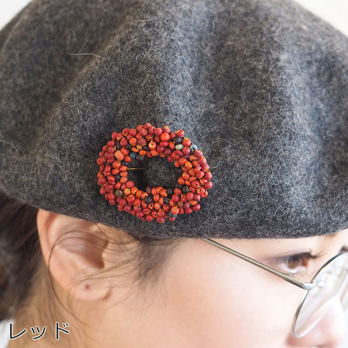 [2 colors] haru nomura Vegetable dye artist Haruka Nomura “Tree brooch” Naturally dyed wood beads hand-knitted [HN-008]