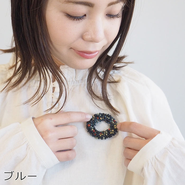 [2 colors] haru nomura Vegetable dye artist Haruka Nomura “Tree brooch” Naturally dyed wood beads hand-knitted [HN-008]