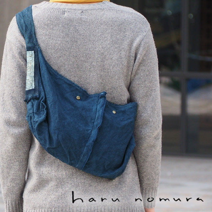 haru nomura Plant-dyed artist Haruka Nomura Natural dyed linen bag “Travel bag” Blue [HNB-001-BL] 