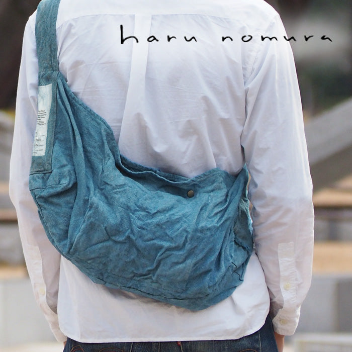 haru nomura Plant-dyed artist Haruka Nomura Natural dyed linen bag “Travel bag” Light blue [HNB-001-LBL] 