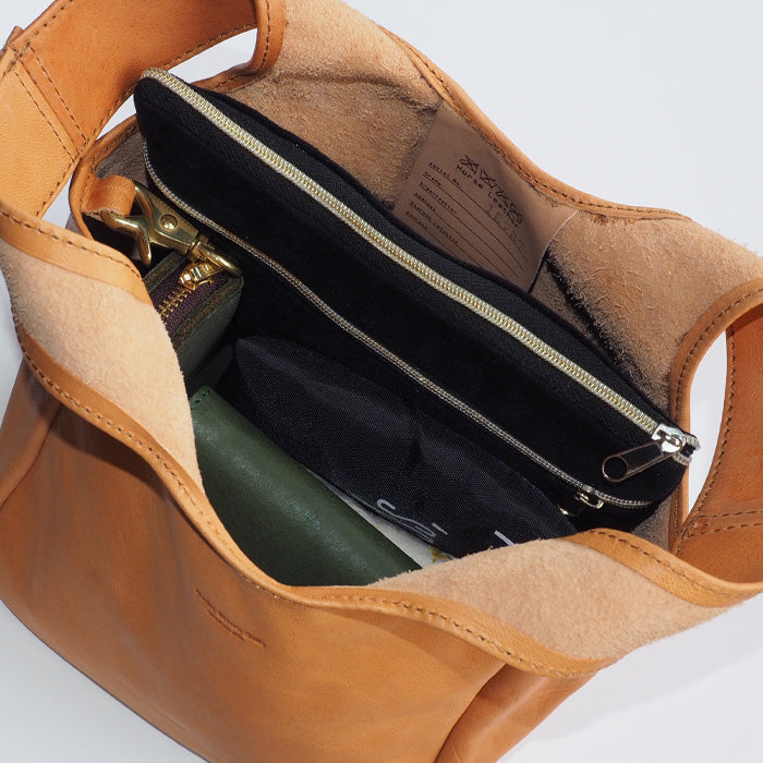 Butler Verner Sails(バトラーバーナーセイルズ) 馬革 シンプル