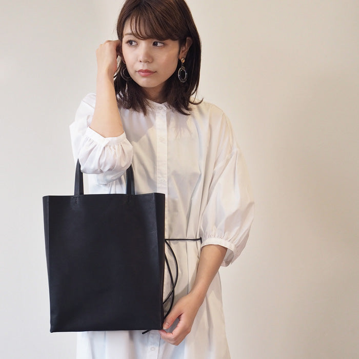 【2色】Butler Verner Sails（バトラーバーナーセイルズ）栃木レザー ヌメ革プレーントート ナチュラル ブラック[JW-2508]