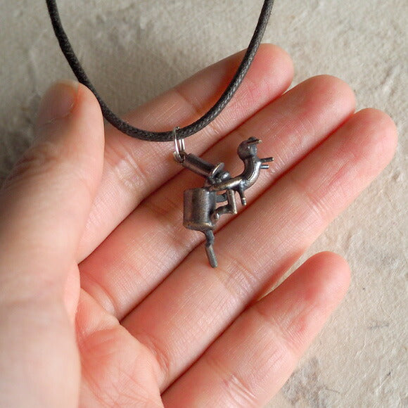 Bronze sculptor Tadashi Koizumi Kobito's necklace "Wait. Wait. Wait." [KO-NC-01] 