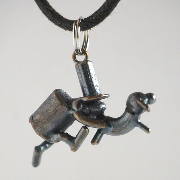 Bronze sculptor Tadashi Koizumi Kobito's necklace "Wait. Wait. Wait." [KO-NC-01] 