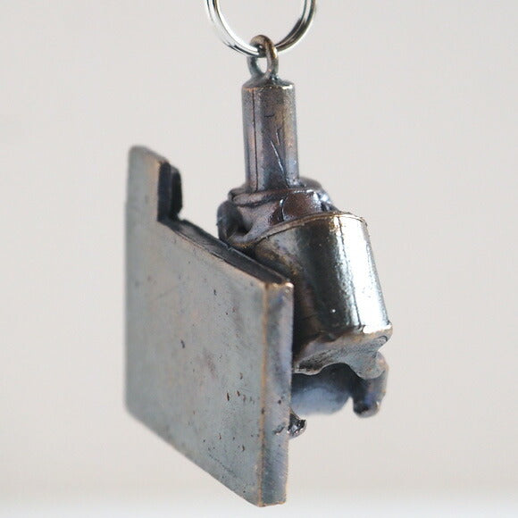 青銅雕塑家 Tadashi Koizumi Kobito 的項鍊“是的，奶酪，生活。” [KO-NC-03] 