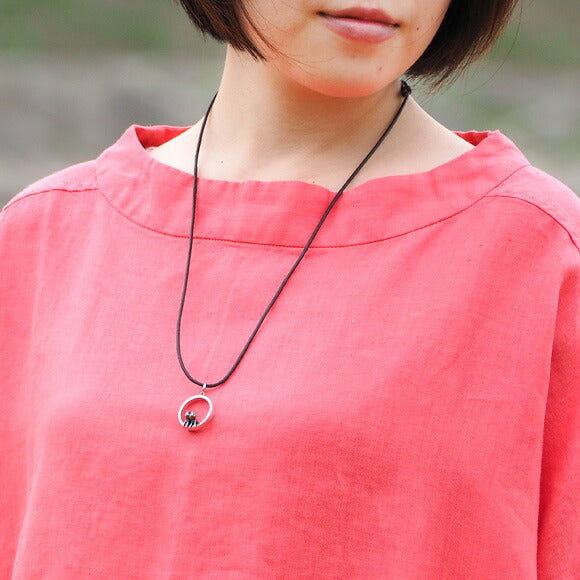 青銅雕刻家小泉忠志項鍊“夕陽喵喵。” [KO-NC-05] 