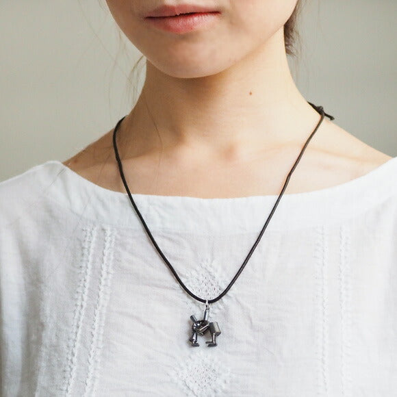 Bronze sculptor Tadashi Koizumi Kobito's necklace "Long-distance love." [KO-NC-07] 
