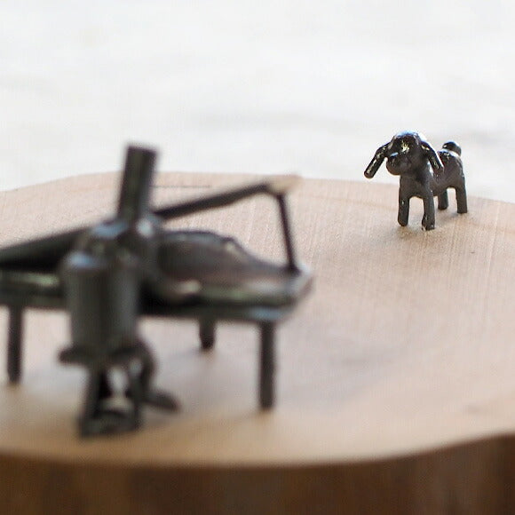 Bronze sculptor Tadashi Koizumi Kobito's object "This is the last song." [KO-OB-02] 