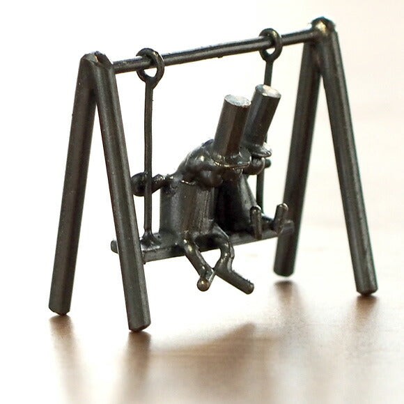 Bronze sculptor Tadashi Koizumi Kobito's object "If the world ends tomorrow..." [KO-OB-04] 