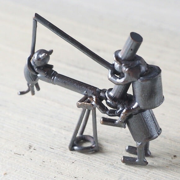 Bronze sculptor Tadashi Koizumi Kobito's object "astronomical observation" [KO-OB-06] 