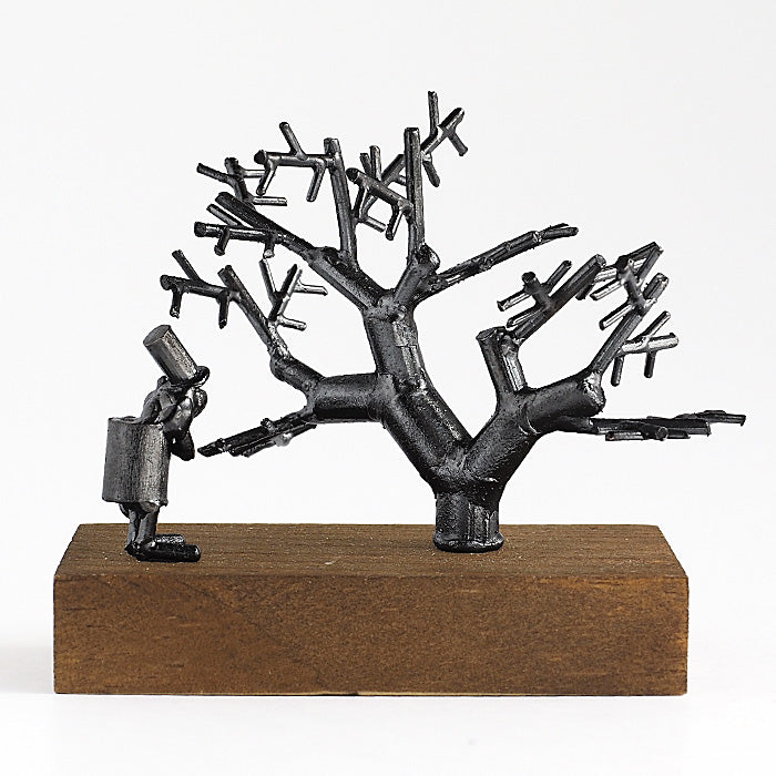 Bronze artist Tadashi Koizumi Kobito's object "Under the big cherry tree" [KO-OB-17] 
