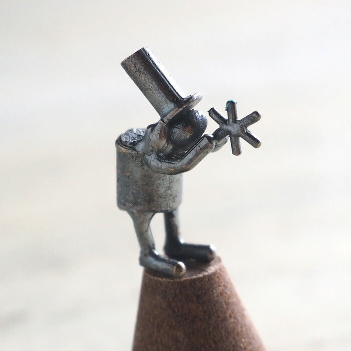 ブロンズ造形作家・コイズミタダシ コビトのリングスタンド 「星をあつめて」 [KO-RS-01]