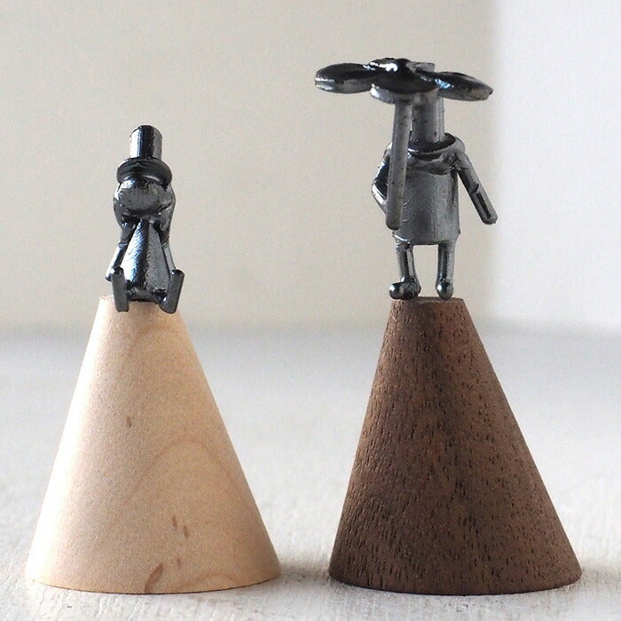 ブロンズ造形作家・コイズミタダシ コビトさんのリングスタンド 「雨の日の約束」[KO-RS-11]