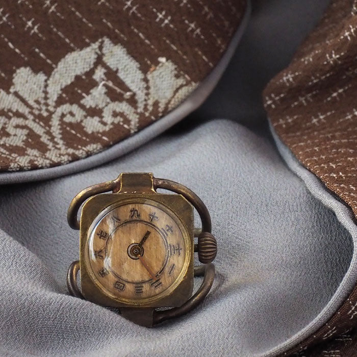 KS（ケーエス） 手作り リングウォッチ 真鍮 角丸ケース 漢数字文字盤