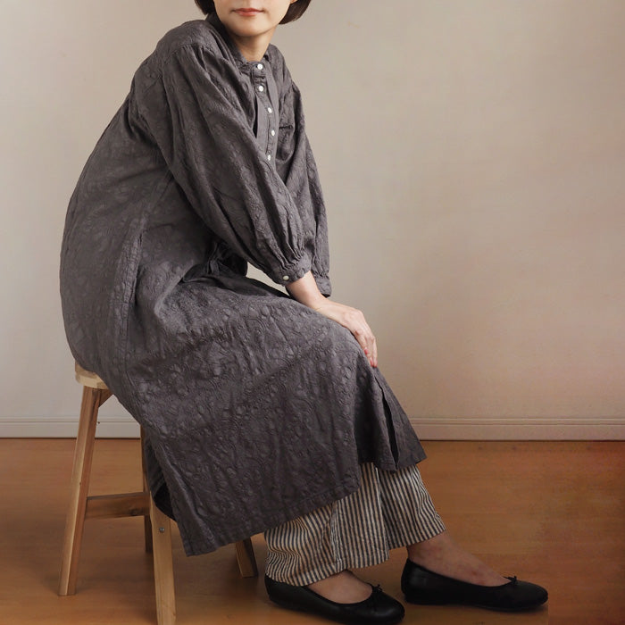 graphzero(グラフゼロ) プリーテッドワンピース チャコール ペイズリー フリーサイズ [La-PTOP-0404-CH] 岡山 倉敷 児島 ジーンズ デニム ブランド