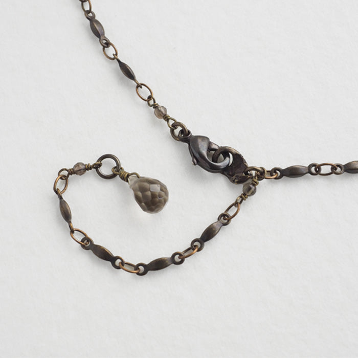 Lano pinecone necklace smoky quartz x antique brass [LN-4075] 