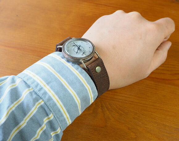 ipsilon (Epsilon) clock artist Yoko Yamada handmade watch Manhole 24h (manhole) [manhole24h] 