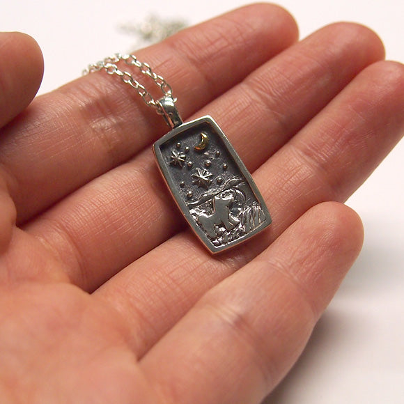 moge handmade silver accessories I was looking at the same moon -puppy- silver necklace [mo-N-028] 