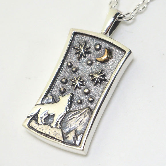 Moge Handmade silver accessories I was looking at the same moon - Wolf - Silver necklace [mo-N-029] 
