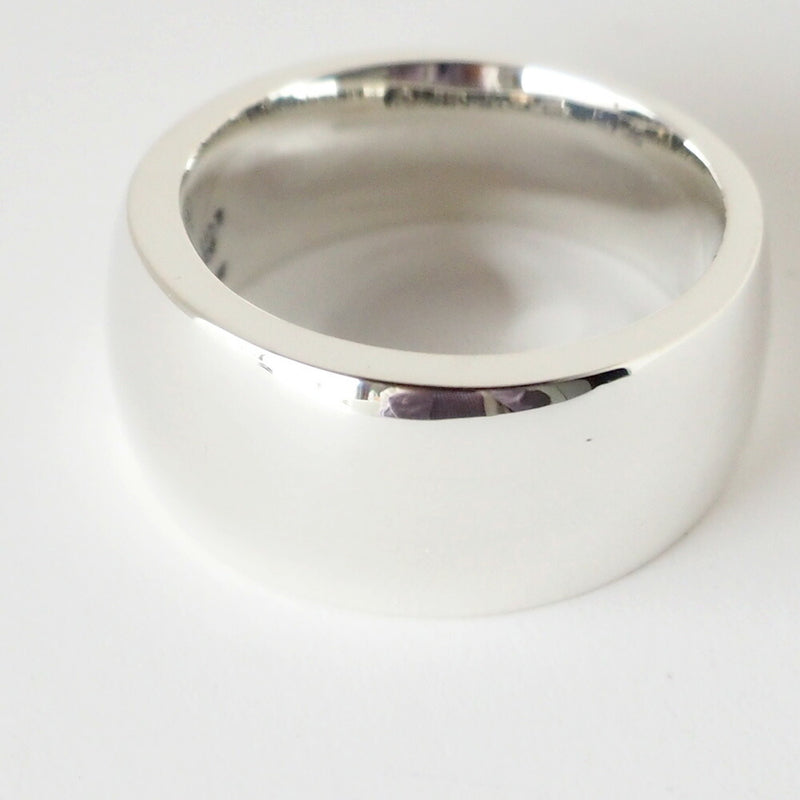 moge（モゲ） 手作りシルバーアクセサリー 同じ月を見てた －屋根の上のネコ－ シルバーリング 10mm [mo-R-069]