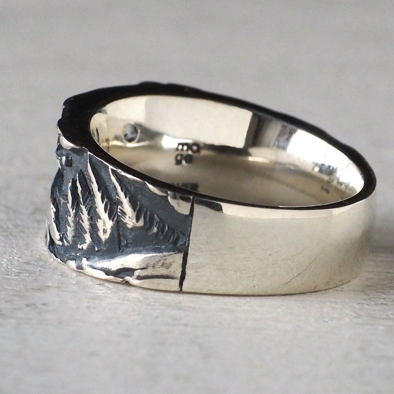 moge（モゲ） 手作りシルバーアクセサリー 蒼い月への咆哮 ー狼ー シルバーリング 13mm [mo-R-095]