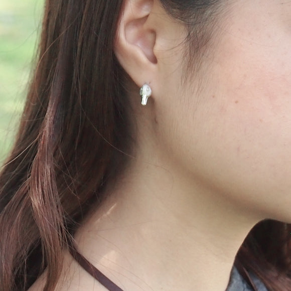 [Choose from 2 colors] marship Duck Hide and Seek Earrings Silver [MS-3-1] 