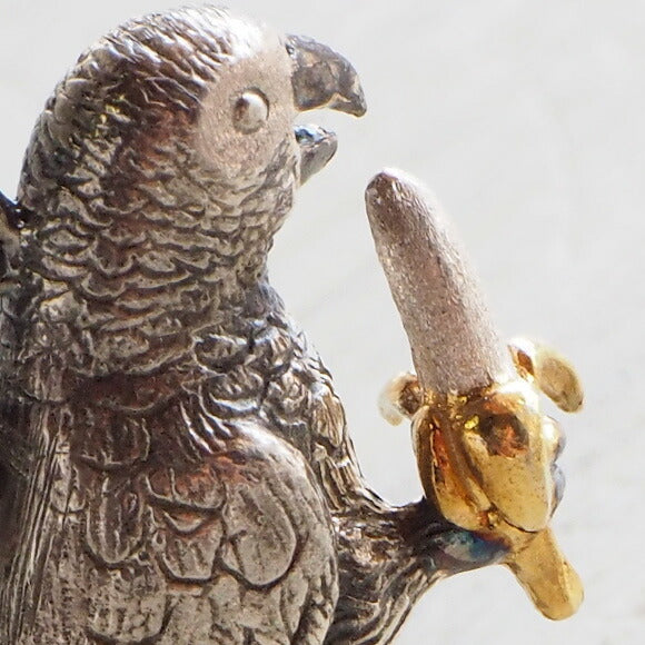 marship（マーシップ） 手作りアクセサリー バナナもぐもぐヨウム シルバーネックレス 黒仕上げ[MS-NC-27]