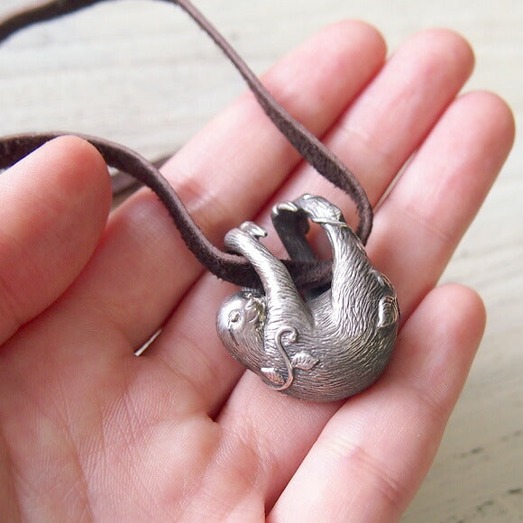 marship hanging sloth silver necklace with leather cord [MS-PH-NM-1] 