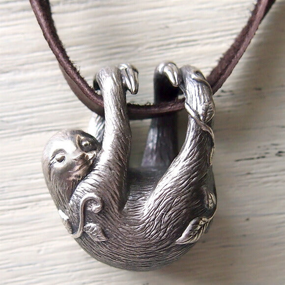 marship hanging sloth silver necklace with leather cord [MS-PH-NM-1] 