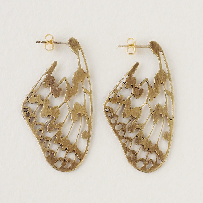 sasakihitomi（ササキヒトミ） ちょうのハネピアス 真鍮 18金コーティング 両耳セット レディース [No-001B]