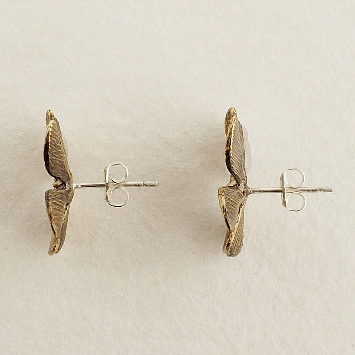 sasakihitomi（ササキヒトミ） クローバーピアス 真鍮 いぶし仕上げ 2個セットレディース [No-006B]