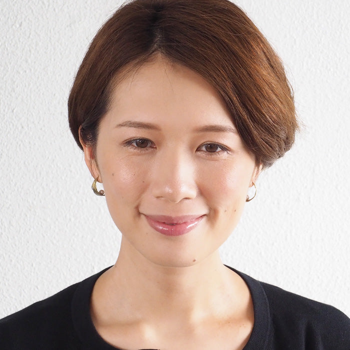 sasakihitomi Tori no Hane 耳環黃銅和白珍珠雙耳套裝女款 [No-014B] 