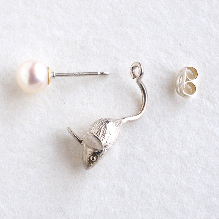 sasakihitomi（ササキヒトミ） ねずみピアス シルバー925＆パール 両耳セット レディース [No-016W]