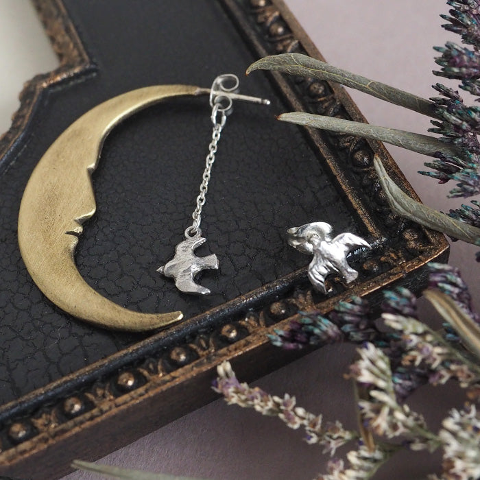 sasakihitomi (Sasaki Hitomi) Moon and Bird Earrings Brass &amp; Silver 925 Binaural Set Women's [No-018] 