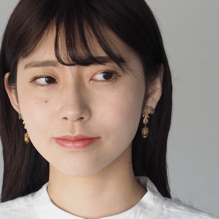 sasakihitomi Acorn Earrings 黃銅 &amp; Tiger Eye 雙耳套裝 女士 [No-025-E] 