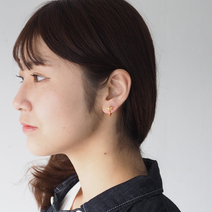 sasakihitomi（ササキヒトミ） お星さまイヤリング 真鍮 18金コーティング 両耳セット レディース [No-038B-E]