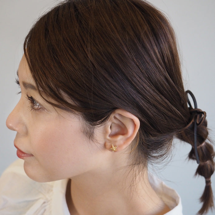 [One ear only] sasakihitomi star single earrings brass 18k gold coating one ear ladies [No-038B-single] 