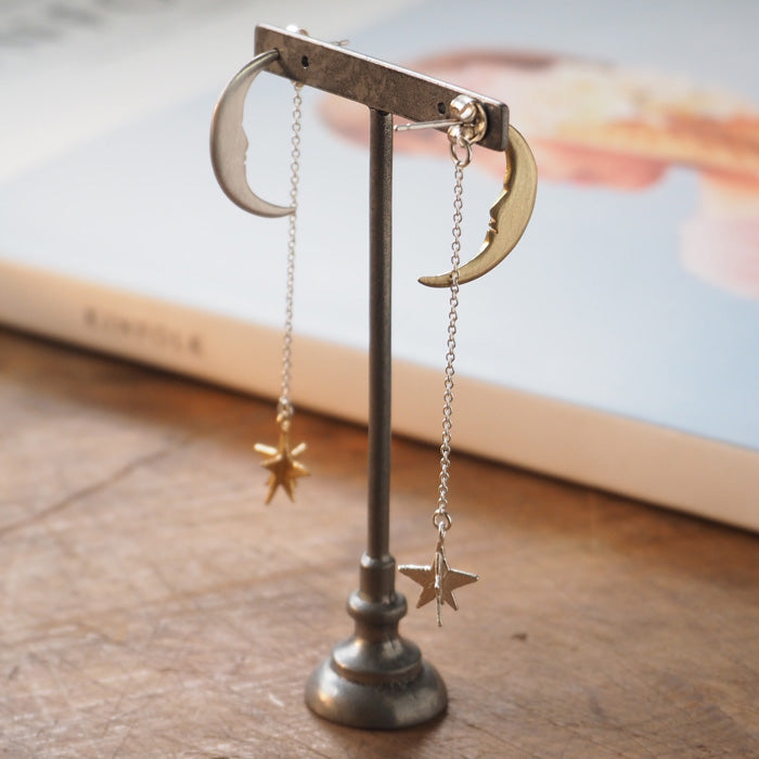 sasakihitomi (Sasaki Hitomi) moon and star earrings S size, brass moon &amp; silver star one ear ladies [No-039-B] 