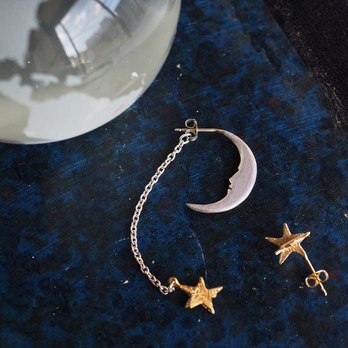 sasakihitomi Moon and Star Earrings S Size Silver Moon &amp; Brass Star One Ear Women's [No-039-S] 
