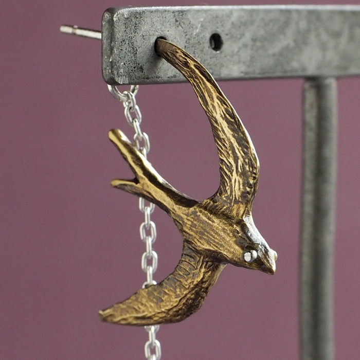 sasakihitomi（ササキヒトミ） つばめと星ピアス 片耳 真鍮＆シルバー レディース [No-047B]