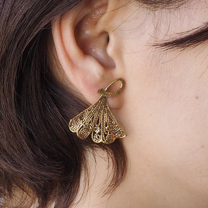 sasakihitomi（ササキヒトミ） いちょうピアス Ｌ18金コーティング 両耳セット レディース [No-049L]