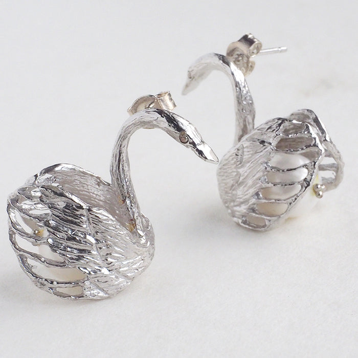 sasakihitomi Swan Earrings Silver &amp; White Pearl Binaural Set Women's [No-070] 