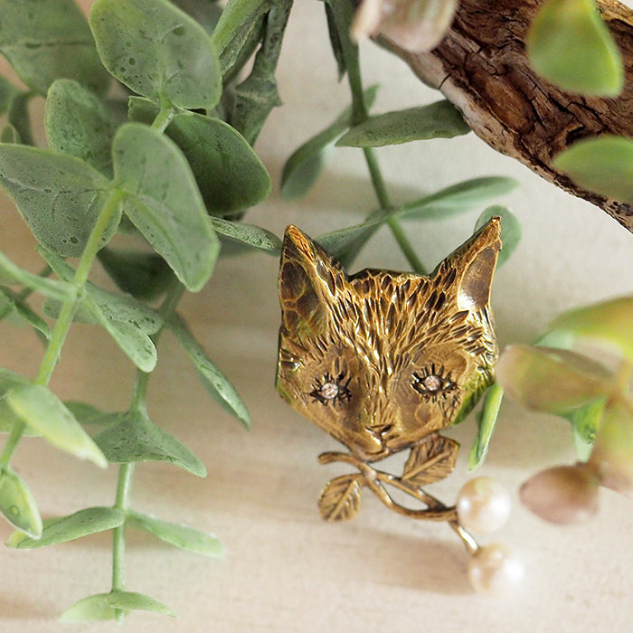 sasakihitomi cat brooch brass &amp; pearl [No-076] 