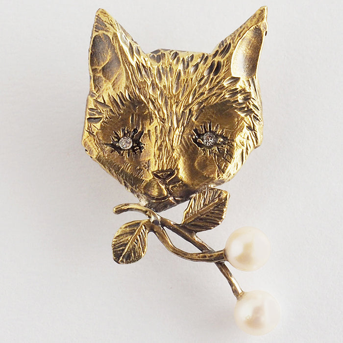 sasakihitomi cat brooch brass & pearl [No-076] — クラフトカフェ